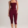 Leggings capri de talle medio Suri Modal en color vino