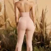 Leggings con abertura en el bajo Figure You Out Petite en color rosa palo
