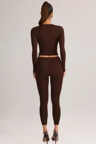 Leggings cortos de talle medio Roux Modal en marrón chocolate
