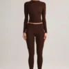 Leggings cortos de talle medio Roux Modal en marrón chocolate