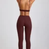 Leggings de cintura alta con canalé de modal Linnea Petite en color espresso