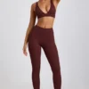 Leggings de cintura alta con canalé de modal Linnea Petite en color espresso