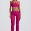 Leggings de cintura alta Define Luxe en color Berry