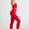 Leggings de cintura alta Define Luxe en rojo