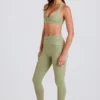 Leggings de talón con cintura plegable de talle medio en color Matcha