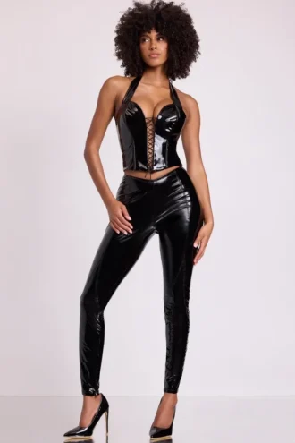 Leggings de vinilo Samara con cintura en V alta en negro