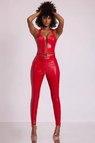 Leggings de vinilo Samara de cintura alta en V en rojo fuego