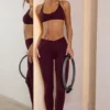 Leggings Soft Active con cintura en V en color burdeos