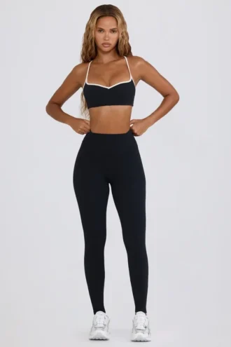 Leggings Soft Active de talle medio en negro