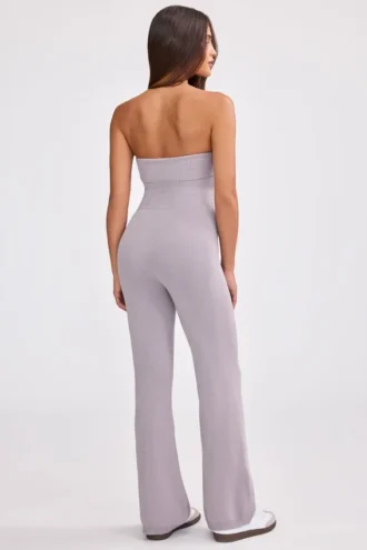 Mono bandeau de punto grueso con bajo acampanado en lavanda apagada