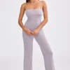Mono bandeau de punto grueso con bajo acampanado en lavanda apagada