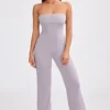 Mono bandeau de punto grueso con bajo acampanado en lavanda apagada