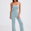 Mono bandeau de punto grueso con pernera acampanada en verde azulado apagado