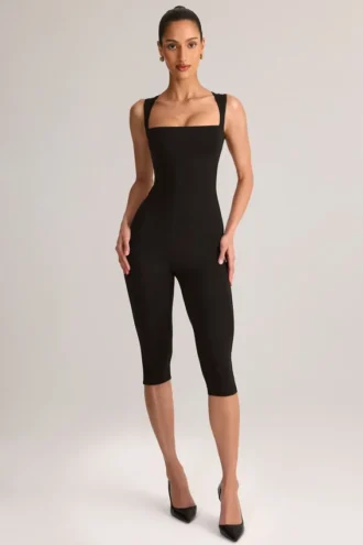 Mono capri ajustado de cuello cuadrado Luma Modal en negro