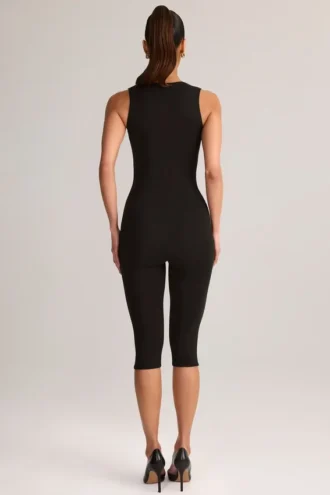 Mono capri ajustado de cuello cuadrado Luma Modal en negro