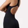 Mono Define Luxe con espalda nadadora en negro
