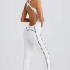 Mono Petite Soft Active con espalda abierta en blanco