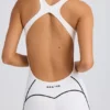 Mono Petite Soft Active con espalda abierta en blanco