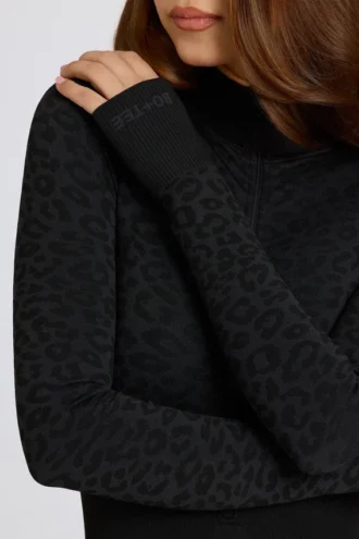 Mono térmico de base en leopardo negro