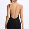 Mono Vera de modal con cuello corazón y espalda baja en negro