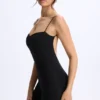 Mono Vera de modal con cuello corazón y espalda baja en negro