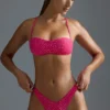 Oh Polly Ropa de baño: Braguitas de bikini cheeky con corte en V y adornos de la edición HOTFIX en color sorbete de frambuesa