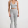 Pantalones acampanados con vuelta de punto grueso en gris jaspeado