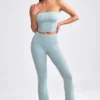 Pantalones acampanados con vuelta de punto grueso en verde azulado apagado