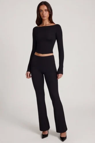 Pantalones acampanados de talle medio Vevina Modal en negro