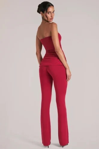 Pantalones ajustados de talle medio Lumi  en rojo cereza