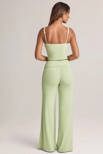 Pantalones anchos con vuelta de Melida Modal en verde salvia