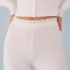 Pantalones capri de punto Selene de talle medio en color marfil