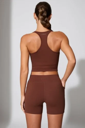 Pantalones Cortos con cintura retorcida y bolsillos en marrón