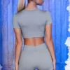 Pantalones Cortos de canalé en gris