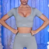 Pantalones Cortos de canalé en gris