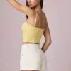 Pantalones Cortos de cintura alta y corte acampanado Beata en lavado crudo