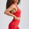 Pantalones Cortos Define Luxe en rojo amapola