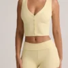 Pantalones Cortos Lisha de modal acanalado, de talle medio y vuelta, en amarillo crema
