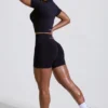 Pantalones Cortos mini de cintura alta Define Luxe en negro
