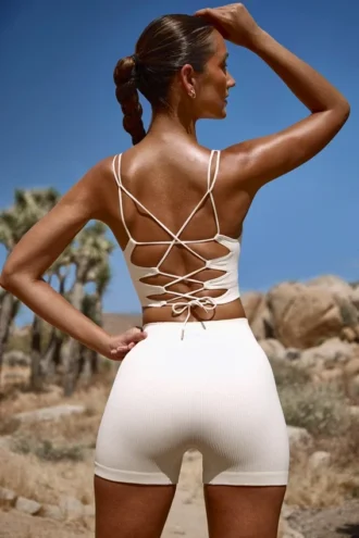 Pantalones Cortos mini de cintura alta FlexiRib en color marfil