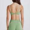 Pantalones Cortos Soft Active con detalle retorcido en la parte delantera en verde