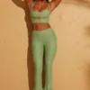 Pantalones cortos Zuni con cordones en la espalda en verde