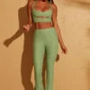 Pantalones cortos Zuni con cordones en la espalda en verde