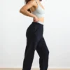Pantalones de chándal de algodón con felpa y cintura media en negro