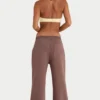 Pantalones de chándal de pierna ancha de jersey cepillado en color cacao