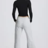 Pantalones de chándal de talle bajo y pierna ancha en gris jaspeado