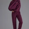 Pantalones de chándal holgados de jersey de algodón suave en color uva
