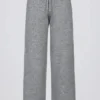 Pantalones joggers de punto de talle medio y pierna ancha en gris