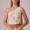 Parte de arriba de un solo hombro con detalle de pañuelo Rae en estampado floral Primrose
