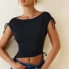 Partes de arriba asimétricas con fruncidos y cuello vuelto en la espalda Kaede en negro